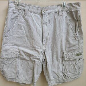 Wrangler khaki beige Cargo Utility Shorts Men's 32Wx7L, outdoors hiking!